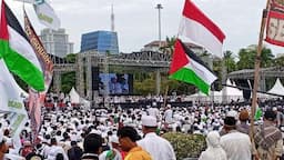 Ribuan Orang Padati Reuni 212 di Monas yang Dihadiri Habib Rizieq Shihab