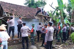 Bahagianya Nenek Suminah, Lansia di Pekalongan Hidup Sebatangkara Dapat Berkah Bedah Rumah