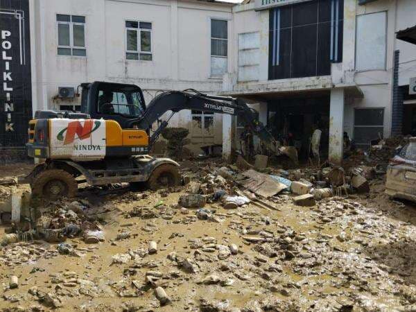 BUMN Karya Kompak Bantu Percepat Pemulihan Pascabencana di Sumatera BUMN Karya Kompak Bantu Percepat Pemulihan Pascabencana di Sumatera