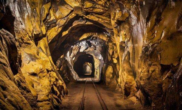 China Temukan Cadangan Emas Terbesar di Dunia, Capai 1.000 Ton Bernilai Rp1.377 Triliun! China Temukan Cadangan Emas Terbesar di Dunia, Capai 1.000 Ton Bernilai Rp1.377 Triliun!