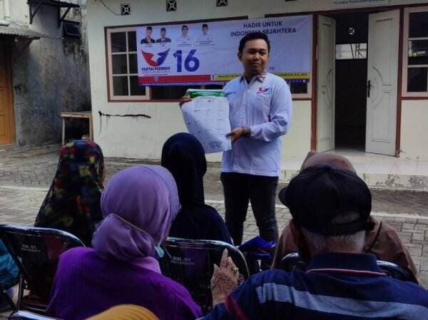 Caleg Perindo Gelar Bazar Murah Migor, Sekaligus Sosialisasikan Surat Suara Pemilu 2024