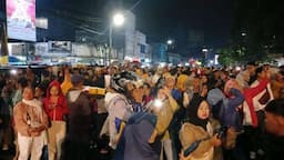 Suasana Malam Pergantian Tahun Baru 2025 di Kota Tasikmalaya