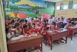 Penting! Pembelajaran di Bulan Ramadan 2025, Siswa Tetap Belajar di Sekolah