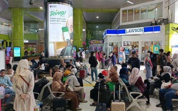 Libur Panjang Nataru, Begini Situasi Stasiun Gambir Terkini Libur Panjang Nataru, Begini Situasi Stasiun Gambir Terkini
