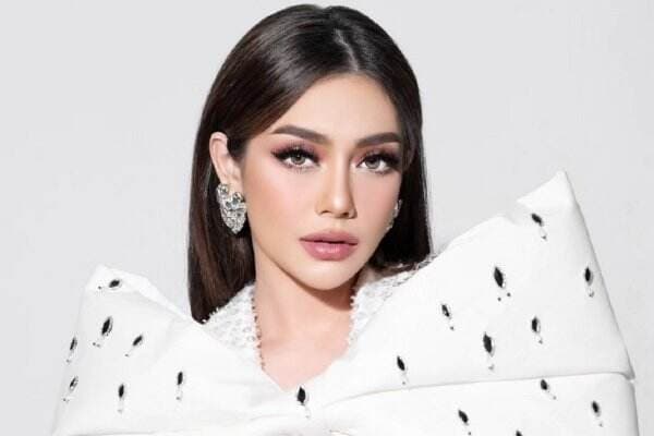 Celine Evangelista Resmi Jadi Mualaf