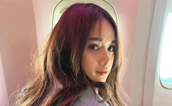 Perjalanan Karier Chintya Gabriella, dari Penyanyi Cover Lagu hingga Indonesian Idol Perjalanan Karier Chintya Gabriella, dari Penyanyi Cover Lagu hingga Indonesian Idol