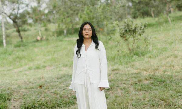 5 Barang yang Wajib Dibawa Clara Riva Sebelum Manggung 5 Barang yang Wajib Dibawa Clara Riva Sebelum Manggung