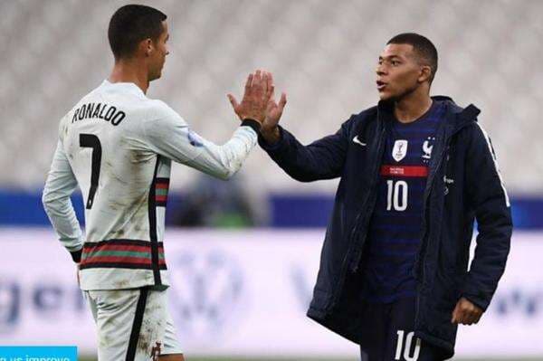 Kisah Anak Cristiano Ronaldo yang Dimarahi Gara-Gara Idolakan Kylian Mbappe ketimbang Ayahnya Kisah Anak Cristiano Ronaldo yang Dimarahi Gara-Gara Idolakan Kylian Mbappe ketimbang Ayahnya