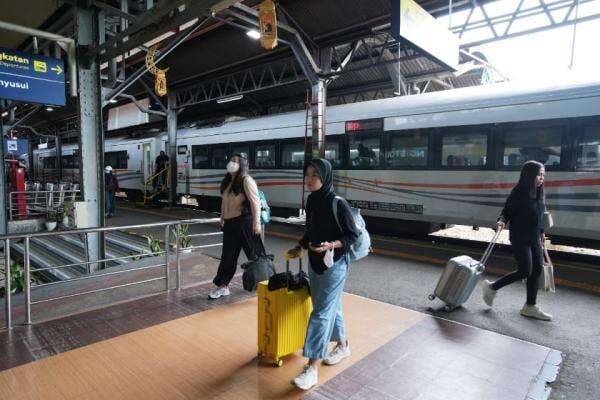 Pemudik Kereta Api Jangan Berlebihan Bawa Bagasi, Ini Aturan dan Tarifnya Pemudik Kereta Api Jangan Berlebihan Bawa Bagasi, Ini Aturan dan Tarifnya