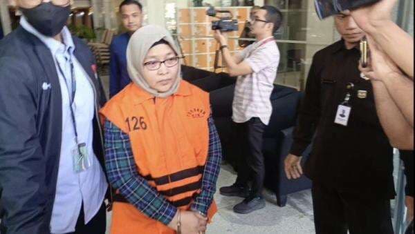 KPK Tahan Pegawai BPK Usai Terjaring Operasi Tangkap Tangan KPK Tahan Pegawai BPK Usai Terjaring Operasi Tangkap Tangan