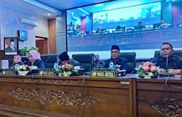 Selama Tahun Sidang 2024, DPRD Grobogan Menetapkan 8 Peraturan Daerah Yang Diajukan Bupati