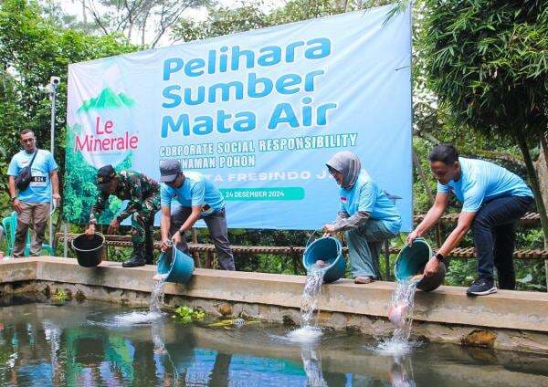 Pelihara Debit dan Kualitas Air Tanah, Le Minerale Konsisten Tanam Pohon