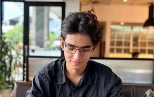 Profil dan Biodata Harry Vaughan: Pemeran Harry di Sinetron "Asmara Gen Z" yang Memikat Hati Netizen Profil dan Biodata Harry Vaughan: Pemeran Harry di Sinetron "Asmara Gen Z" yang Memikat Hati Netizen