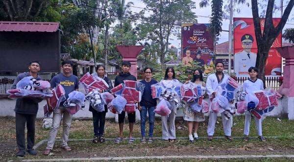 Dukung Atlet Berprestasi, Pengkab Taekwondo Toraja Utara Berikan Bantuan Alat Tanding