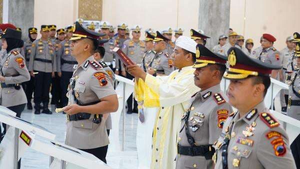 Polda Jateng Gelar Sertijab 3 PJU dan 15 Kapolres, Ini Pesan Irjen Pol Ribut Hari