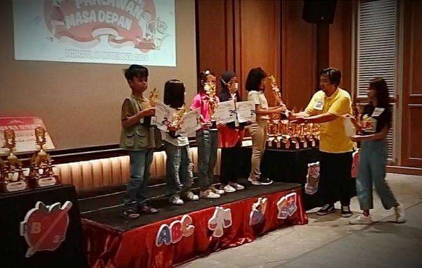 Hari Pahlawan Jadi Momen Menginspirasi Semangat Juang Anak-anak Melalui Lomba Mapel