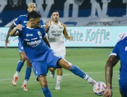 Arema FC vs Persib Bandung: Ujian Berat Pemuncak Klasemen di Blitar 