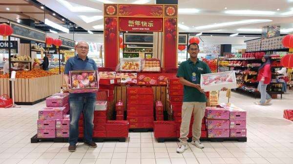 Sambut Imlek 2025, Plaza Asia Tasikmalaya Hadirkan Buah Segar dan Pernak-Pernik Lengkap