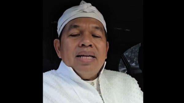 Dedi Mulyadi Syaratkan Pria Harus Vasektomi Jika Ingin Bansos Dedi Mulyadi Syaratkan Pria Harus Vasektomi Jika Ingin Bansos