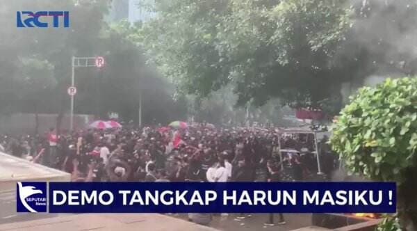 Demo Desak Tangkap Harun Masiku, Massa Lakukan Vandalisme di Depan KPK