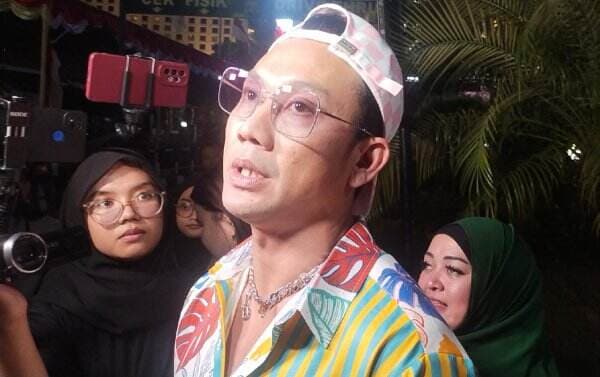 Denny Sumargo Akui Kurang Tidur hingga Sakit Kepala Lantaran Ikut Bantu Urus Anak