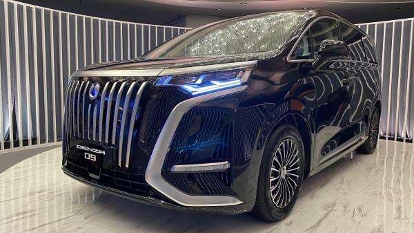 Penjualan Denza D9 Nyaris Tembus 1.000 Unit, Inden hingga 3 Bulan Penjualan Denza D9 Nyaris Tembus 1.000 Unit, Inden hingga 3 Bulan