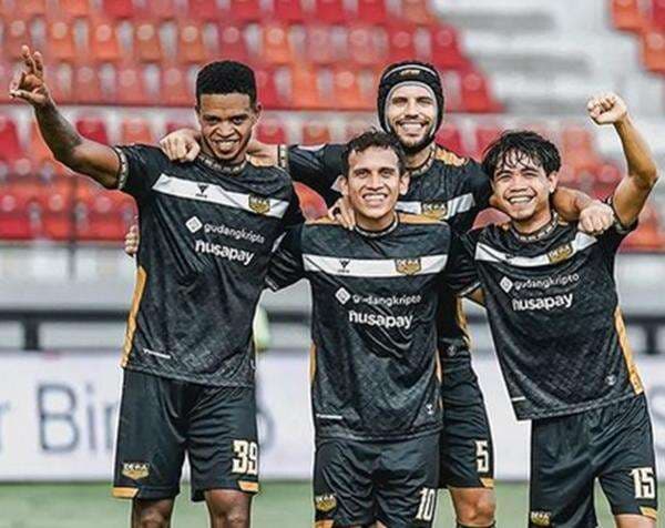 Rekor Apik Dewa United Catatkan 11 Kali Clean Sheet, Begini Reaksi Jan Olde Riekerink Rekor Apik Dewa United Catatkan 11 Kali Clean Sheet, Begini Reaksi Jan Olde Riekerink