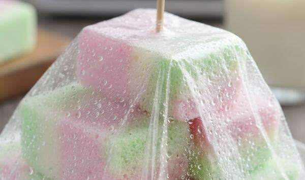 Viral Es Gabus Mirip Busa Spons, Amankan Dikonsumsi? Ini Penjelasan Ahli Gizi Viral Es Gabus Mirip Busa Spons, Amankan Dikonsumsi? Ini Penjelasan Ahli Gizi