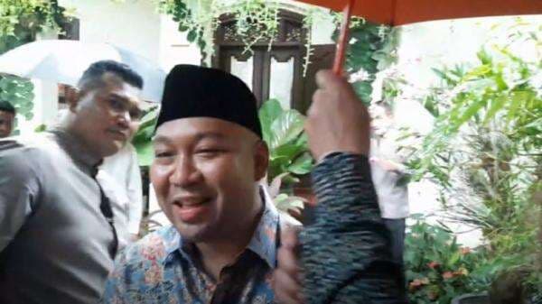 Respons Didit Prabowo saat Ditanya tentang Pertemuannya dengan Jokowi di Solo Respons Didit Prabowo saat Ditanya tentang Pertemuannya dengan Jokowi di Solo