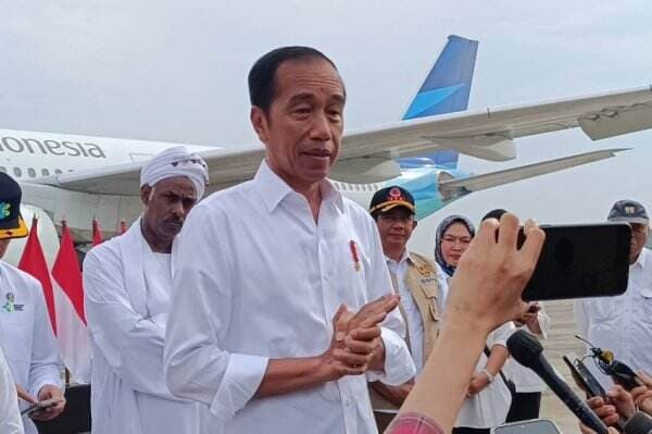 Disebut Ingin Rebut Kursi Ketum PDIP, Jokowi: Bukan Golkar?