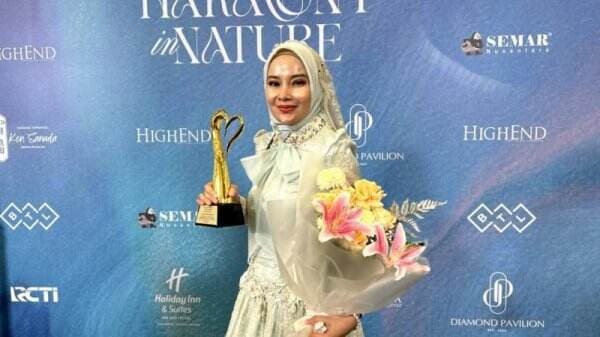 Peduli Anak Yatim, Dokter Ayu Widyaningrum Raih HighEnd Socialpreneur Awards 2024 