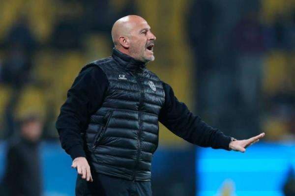 Bologna Tak Berdaya di Final Piala Super Italia, Vincenzo Italiano Akui Napoli Terlalu Tangguh Bologna Tak Berdaya di Final Piala Super Italia, Vincenzo Italiano Akui Napoli Terlalu Tangguh