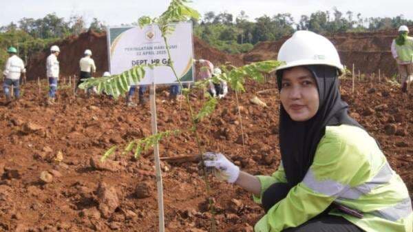 Hari Bumi 2025, GKP Tanam Pohon di Lahan Bekas Penambangan Hari Bumi 2025, GKP Tanam Pohon di Lahan Bekas Penambangan