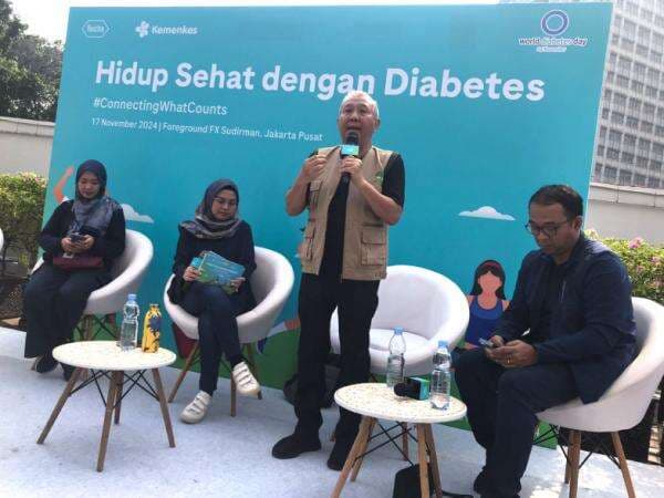 Cegah Risiko Komplikasi Diabetes dengan Pemantauan Glukosa Mandiri