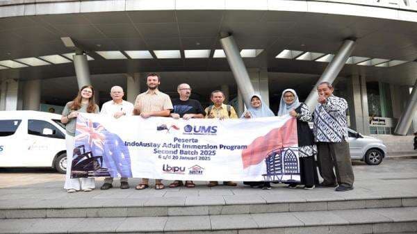 UMS Ajak Delegasi Indo-Austay Pelajari Budaya Jawa ke Bayat Klaten