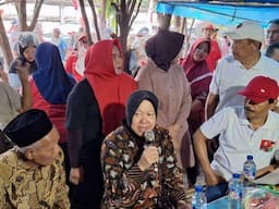 Datang ke Kota Probolinggo, Cagub Tri Rismaharini Dengar Keluhan Buruh dan PKL