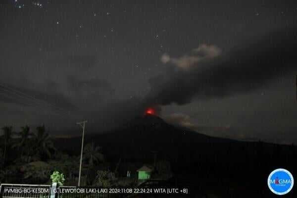 Lagi, Lewotobi Meletus, Kolom Abu 9000 Meter Hingga 9 Kali Gempa