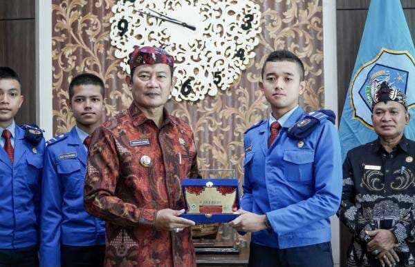 Bupati Lamongan Berbagi Tips Kepemimpinan ke Siswa SMA Taruna Nusantara