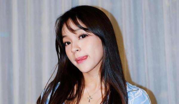 Elsa Japasal Tak Menyangka Jadi Musisi Pendatang Baru Populer 2025 Elsa Japasal Tak Menyangka Jadi Musisi Pendatang Baru Populer 2025