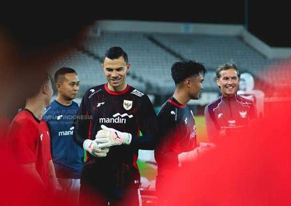 Patrick Kluivert Buka Peluang Mainkan Emil Audero di Laga Timnas Indonesia vs Bahrain Patrick Kluivert Buka Peluang Mainkan Emil Audero di Laga Timnas Indonesia vs Bahrain