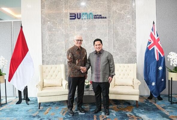 Erick Thohir Ajak Mantan PM Australia Bangun Pembangkit Listrik Energi Terbarukan