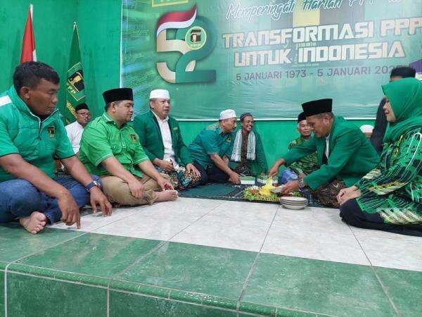 Tasyakuran Harlah PPP ke 52, DPC PPP Grobogan Gelar Ziarah Kubur Hingga Tumpengan