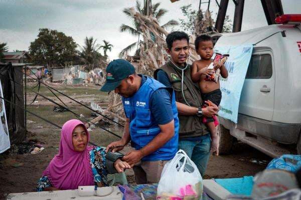 PNM Kembali Turun Langsung ke Aceh Tamiang, Salurkan Bantuan dan Perkuat Proses Bangkit Pascabencana PNM Kembali Turun Langsung ke Aceh Tamiang, Salurkan Bantuan dan Perkuat Proses Bangkit Pascabencana