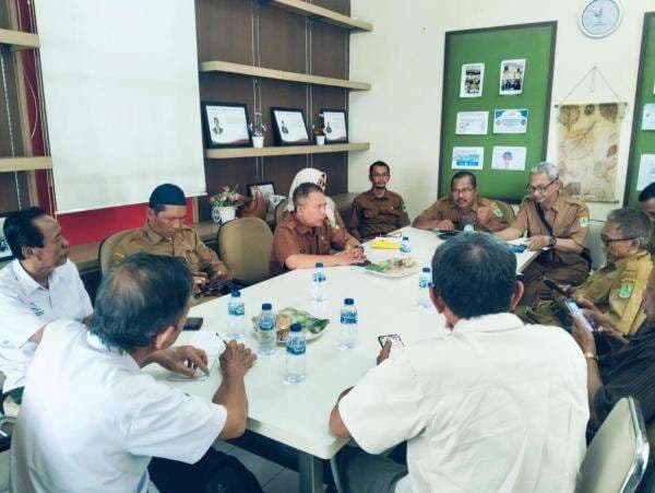 Dewan Pendidikan Karawang Bahas Kebijakan Baru Dunia Pendidikan Bersama Forum MKKS Dewan Pendidikan Karawang Bahas Kebijakan Baru Dunia Pendidikan Bersama Forum MKKS