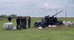 Arhanud 5/CSBY Uji Tembakan Meriam 57 MM Anti Pesawat Udara dan Drone di Pantai Kuala Cangkoi