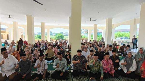 172 Calon Jemaah Haji Ikuti Bimbingan Manasik Haji di MAN 2 Karawang 172 Calon Jemaah Haji Ikuti Bimbingan Manasik Haji di MAN 2 Karawang