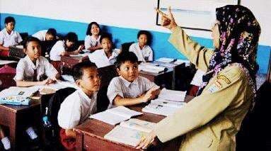 HIKMAH JUMAT : Tempat Istimewa Bagi Seorang Guru HIKMAH JUMAT : Tempat Istimewa Bagi Seorang Guru