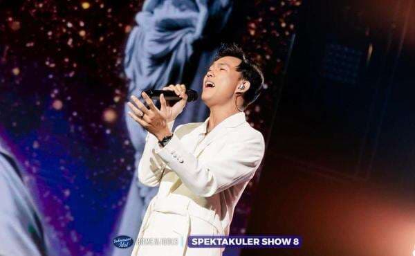 Fajar Noor Bikin Judika Terpukau di Opening Top 7 Indonesian Idol Season XIII Fajar Noor Bikin Judika Terpukau di Opening Top 7 Indonesian Idol Season XIII