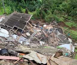 Bencana Longsor Mengerikan di Lebak, 4 Rumah Hancur! Warga Terpaksa Mengungsi