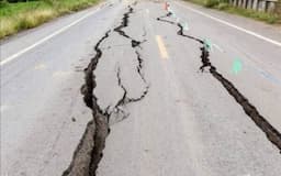 Breaking News! Gempa&nbsp;Guncang&nbsp;Gunungkidul&nbsp;Yogyakarta Pagi Ini